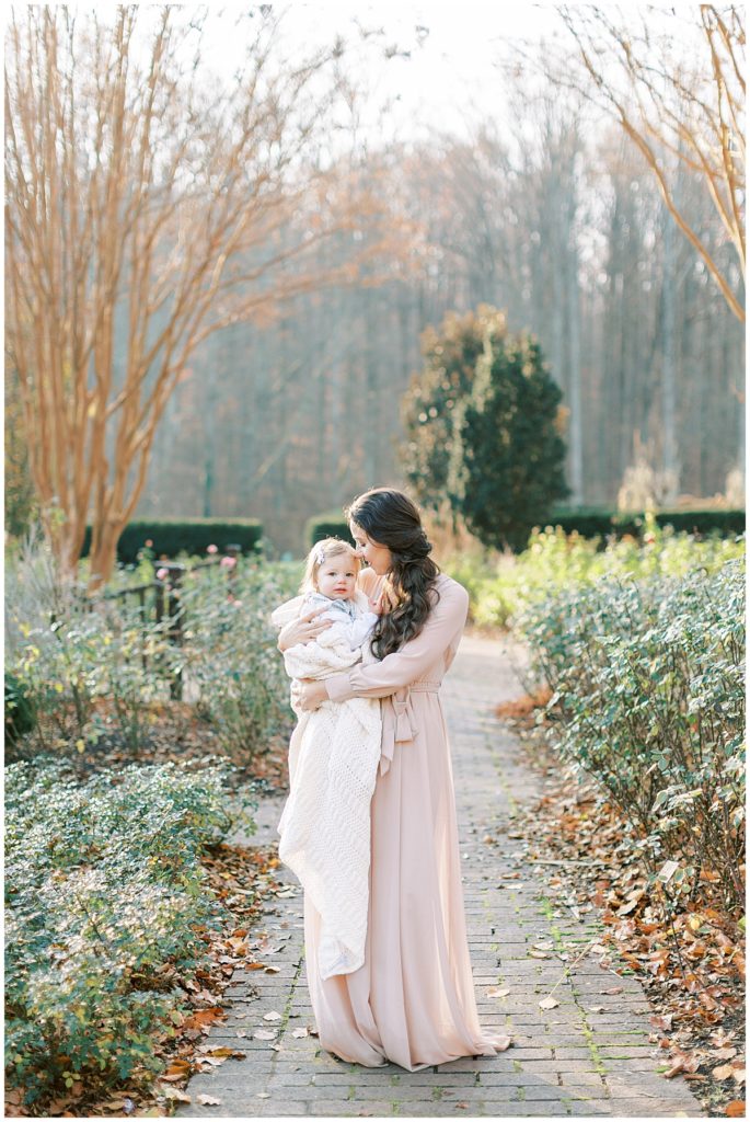 Winter Family Photo Session At Brookside Gardens In Wheaton