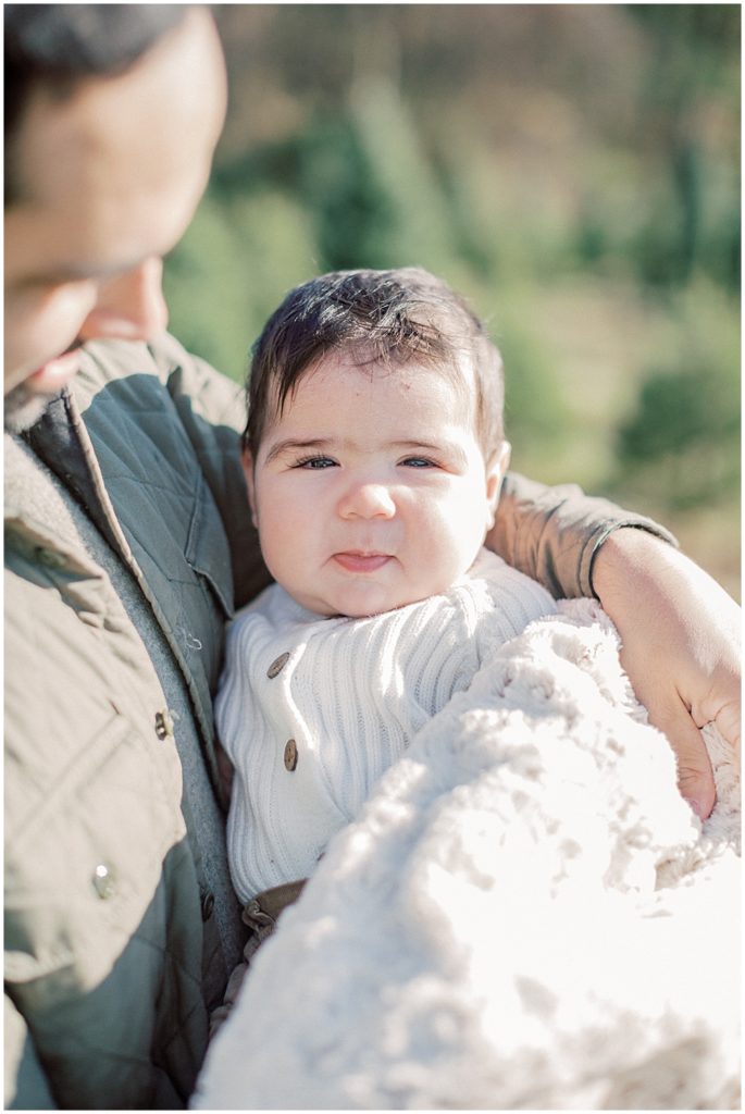 Christmas Mini Sessions At Butler's Orchard