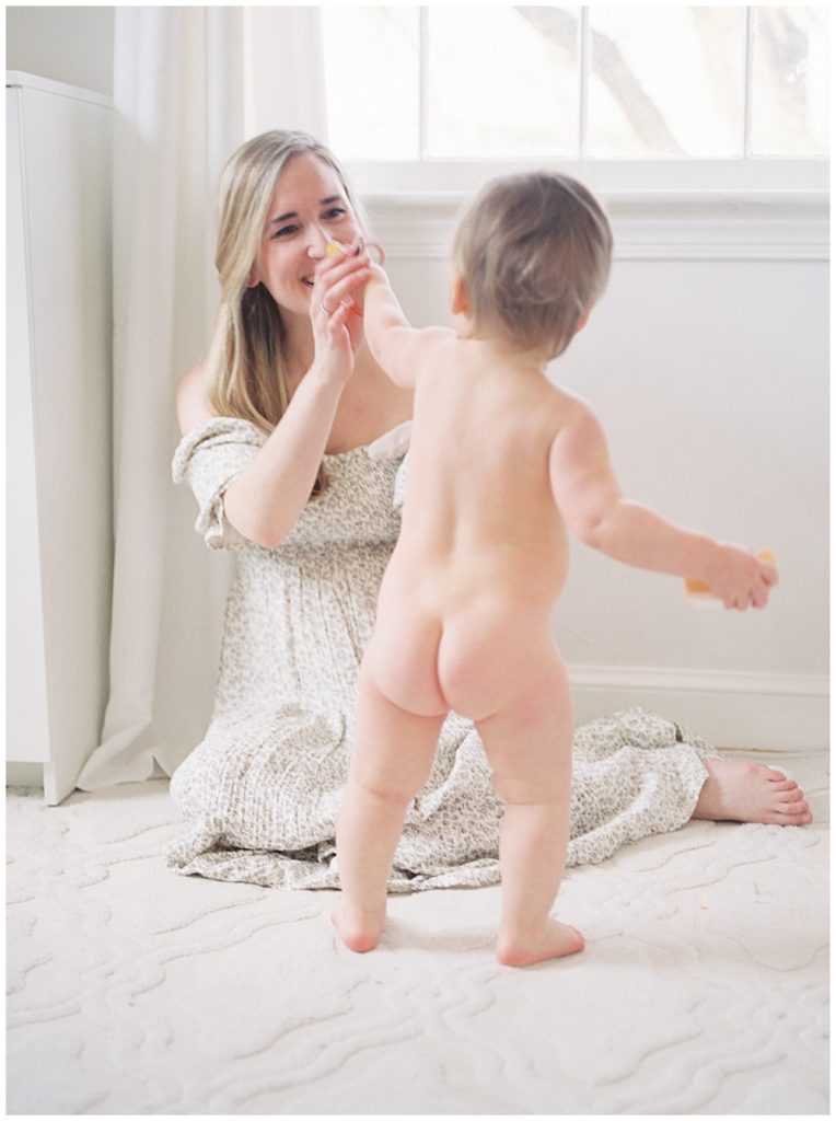 DC Baby Photographers - Mother plays with her one year old daughter