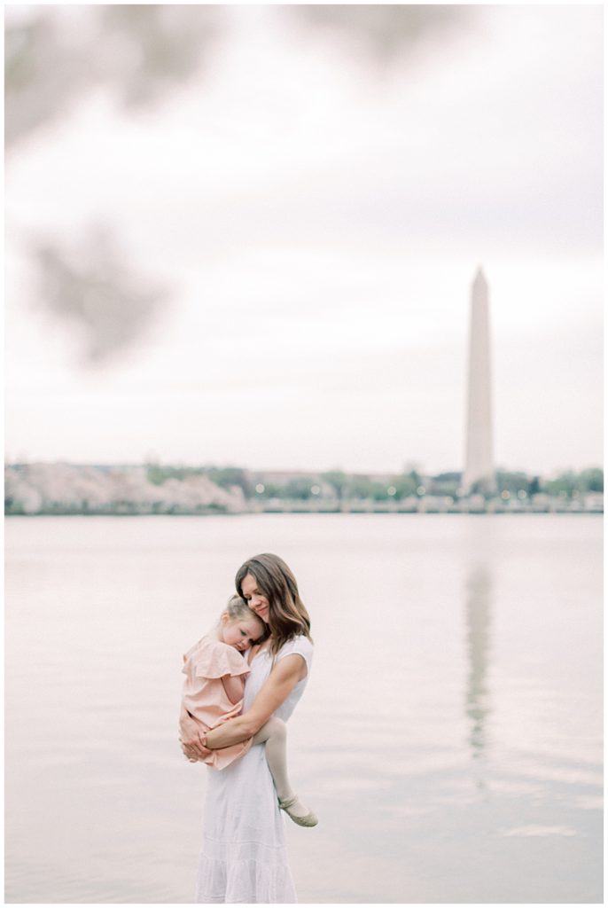 DC cherry blossom photo session along the Tidal Basin